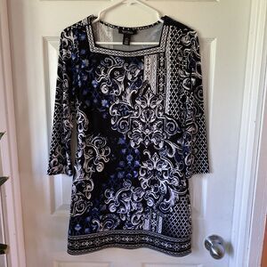 White House Black Market Dress Women’s Size XS Floral 3/4 Sleeve Fit N Flare